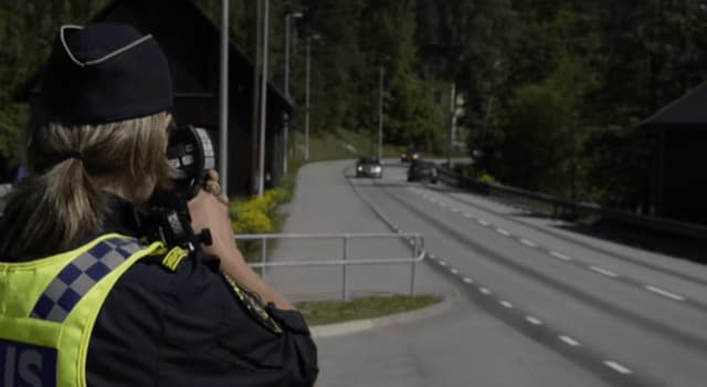 Hastighetskontroll och hastighetsmätning med laserinstrument